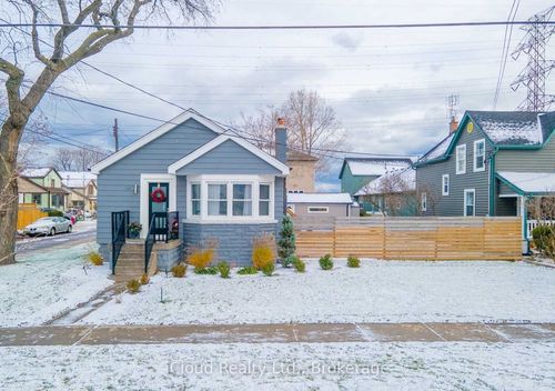 361 Beach Blvd, Hamilton, ON, L8H6W4 | Card Image