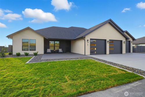 57 Columbia Bluff Lane, Pasco, WA, 99301 | Card Image