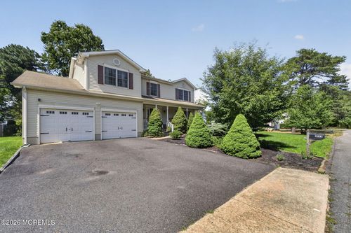 2133 4th Ave, Toms River, NJ, 08757-3601 | Card Image