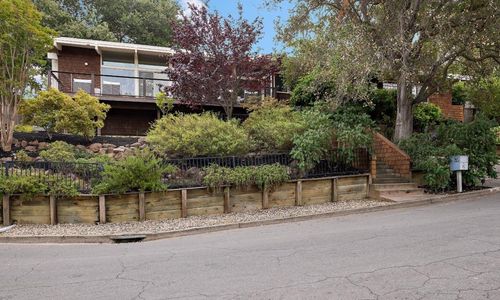 60 Linaria Way, Portola Valley, CA, 94028-7426 | Card Image