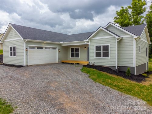 12 Gracie Rose Street, Clyde, NC, 28785 | Card Image