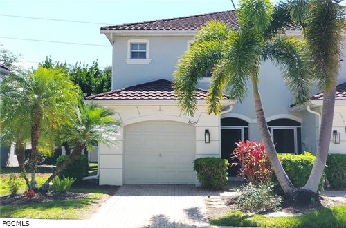 8629 Athena Ct, LEHIGH ACRES, FL, 33971-3753 | Card Image