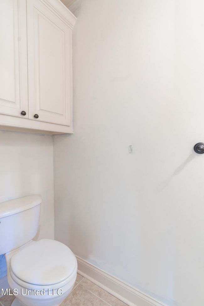 51-HalfBathroom | Image 61