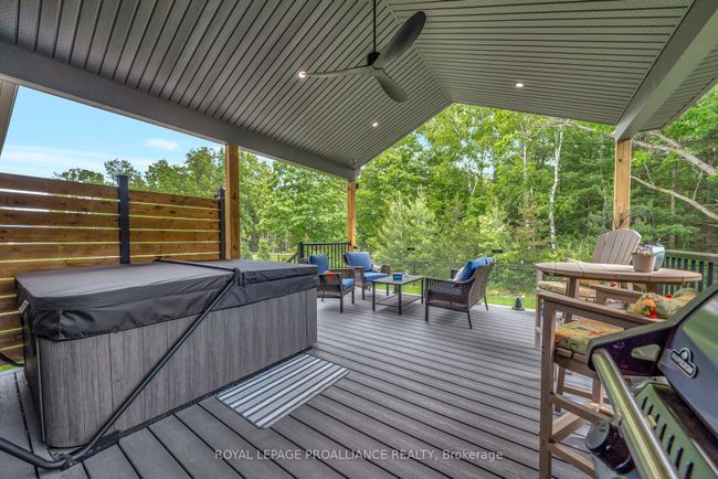 48 Deerview Dr, House other with 3 bedrooms, 3 bathrooms and 4 parking in Quinte West ON | Image 31