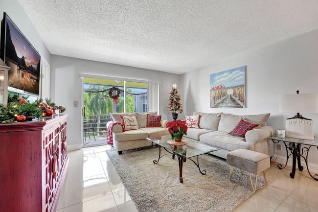 APT-307R - 3776 Inverrary Blvd, Condo with 2 bedrooms, 2 bathrooms and null parking in Lauderhill FL | Image 7