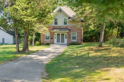 79 E Madison Ave, Florham Park, NJ, 07932-2710 | Card Image