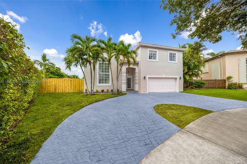 9055 Nw 168th Ter, Miami Lakes, FL, 33018 | Card Image