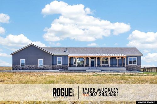 1275 Moccasin Trl, Casper, WY, 82601-9581 | Card Image