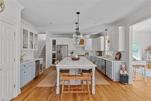 2634 Jockeys Neck Trl, Williamsburg, VA, 23185-8056 | Card Image