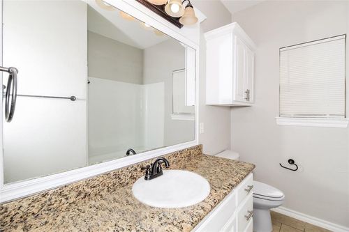 19421 Sky Blue Ct, Edmond, OK, 73012-3533 | Card Image