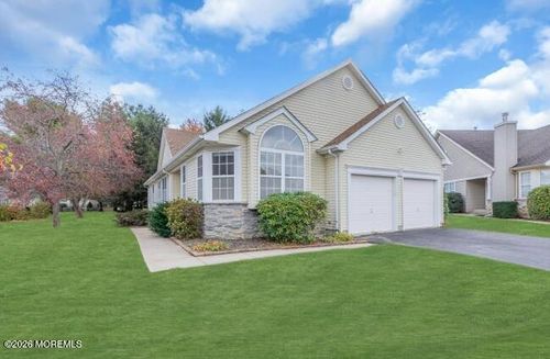 2464 Spring Hill Dr, Toms River, NJ, 08755-2519 | Card Image