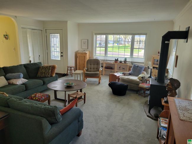 324 Lewis St, House other with 5 bedrooms, 3 bathrooms and null parking in Vermillion SD | Image 6