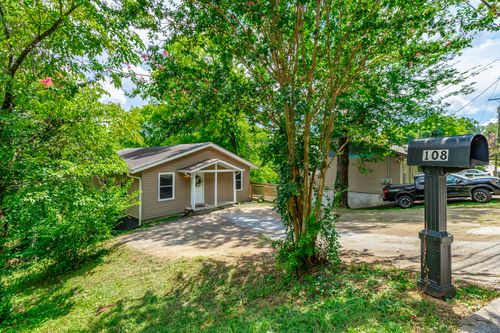 108 S Seminole Dr, Chattanooga, TN, 37411-4173 | Card Image