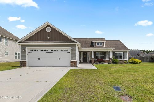 640 Arabella Dr, Jacksonville, NC, 28546-8423 | Card Image