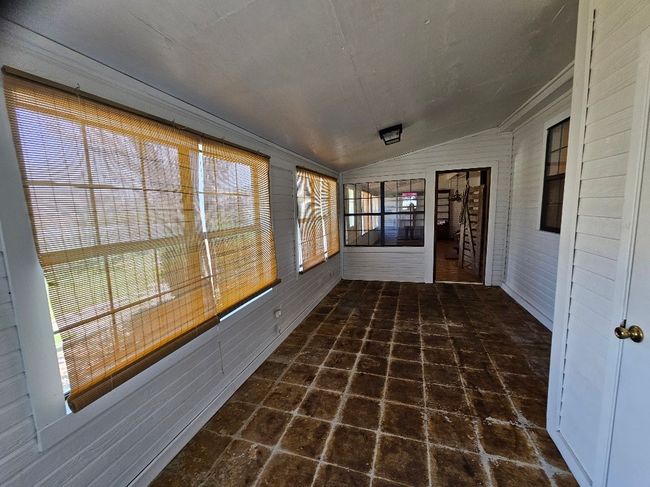 212 N Barron Rd, House other with 3 bedrooms, 2 bathrooms and null parking in Covington TX | Image 16