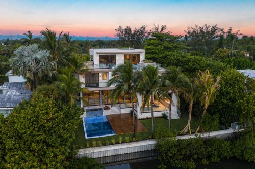 5 Barefoot Ln, Lantana, FL, 33462-1953 | Card Image