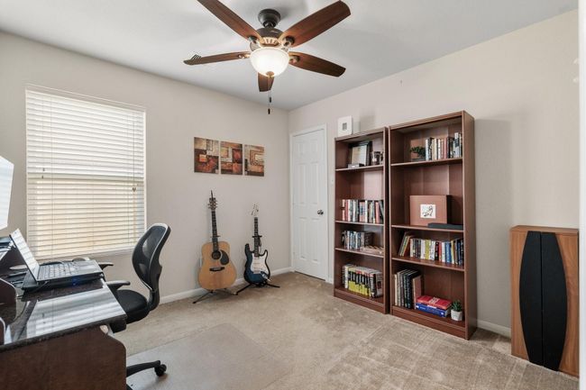 Secondary bedroom | Image 17