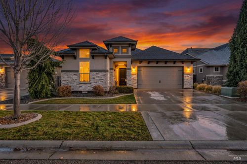 3258 S Arctic Fox Ave, Eagle, ID, 83616-3332 | Card Image