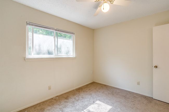 127 Allencrest Dr, Home with 3 bedrooms, 2 bathrooms and null parking in White Settlement TX | Image 17