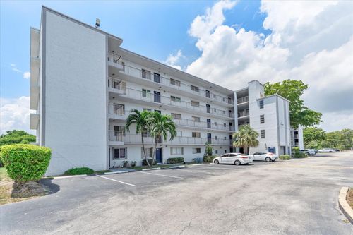 apt-103-8610 N Sherman Cir, Miramar, FL, 33025-2066 | Card Image