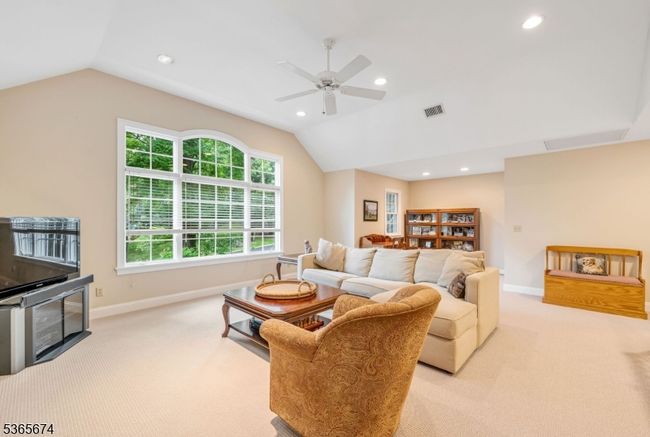 304 Briarwood Dr, House other with 3 bedrooms, 3 bathrooms and null parking in Wyckoff NJ | Image 30