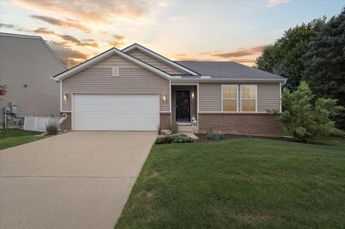 8073 Beechwood Blvd, Dexter, MI, 48130-9100 | Card Image