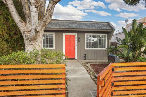 740 Sequoia Blvd, Tracy, CA, 95376-4350 | Card Image