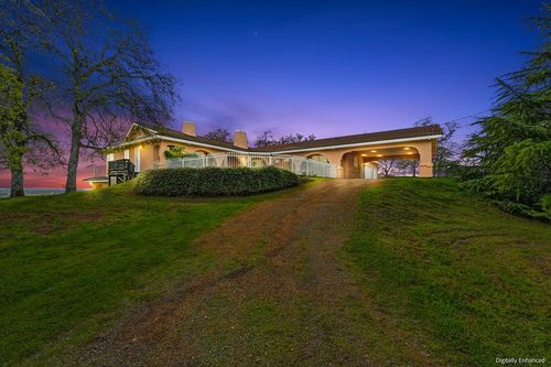 7730 Mccourtney Rd, Lincoln, CA, 95648-9466 | Card Image