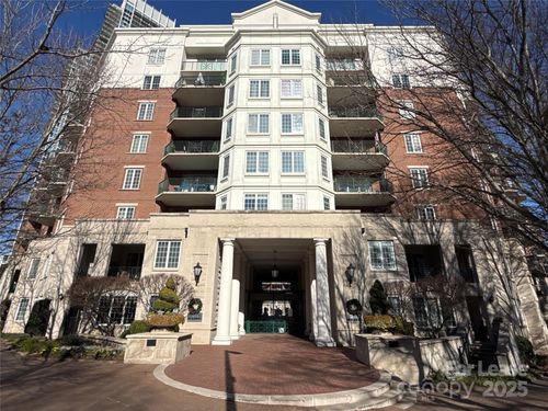 apt-407-300 W 5th St, Charlotte, NC, 28202-1537 | Card Image