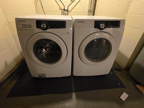 2673 Middlesex Dr, Toledo, OH, 43606-3010 | Card Image