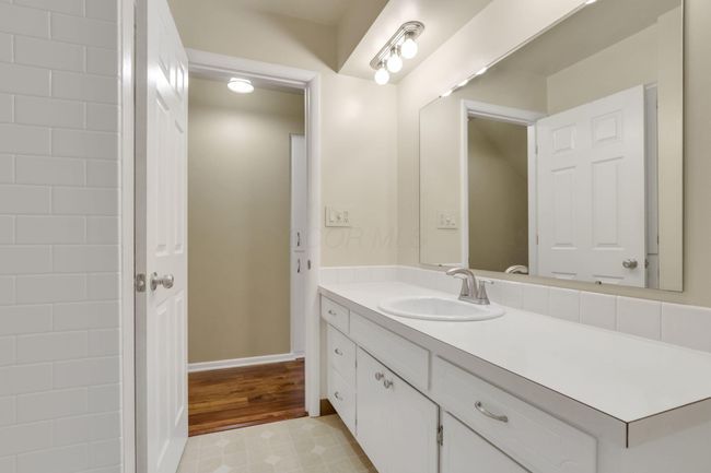 6871 Ardelle Dr, House other with 3 bedrooms, 3 bathrooms and null parking in Reynoldsburg OH | Image 29