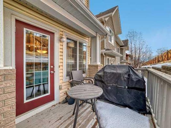 127 Hidden Creek Rise Nw, Home with 3 bedrooms, 2 bathrooms and 2 parking in Calgary AB | Image 24