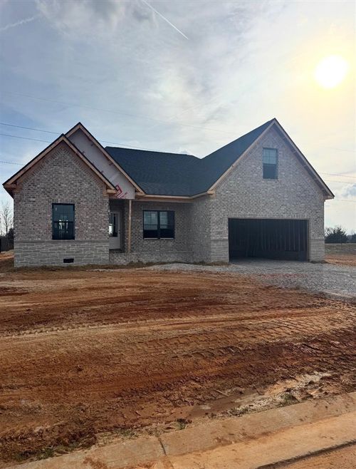 201 Magnolia Cir, Franklin, KY, 42134-2480 | Card Image