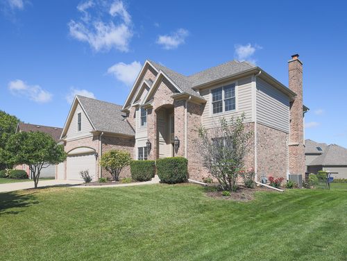 618 Pine St, Sugar Grove, IL, 60554-9342 | Card Image