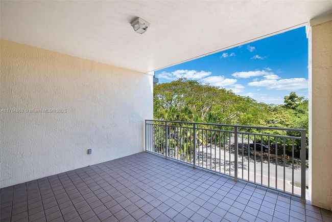 300 - 7598 Sw 102 Nd St, Condo with 3 bedrooms, 3 bathrooms and null parking in Pinecrest FL | Image 21