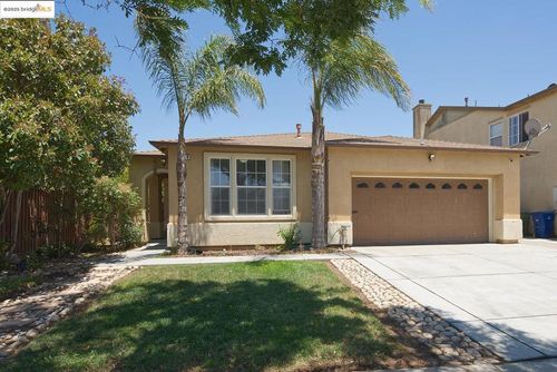 360 Chianti Way, Greenfield, CA, 93927-5376 | Card Image