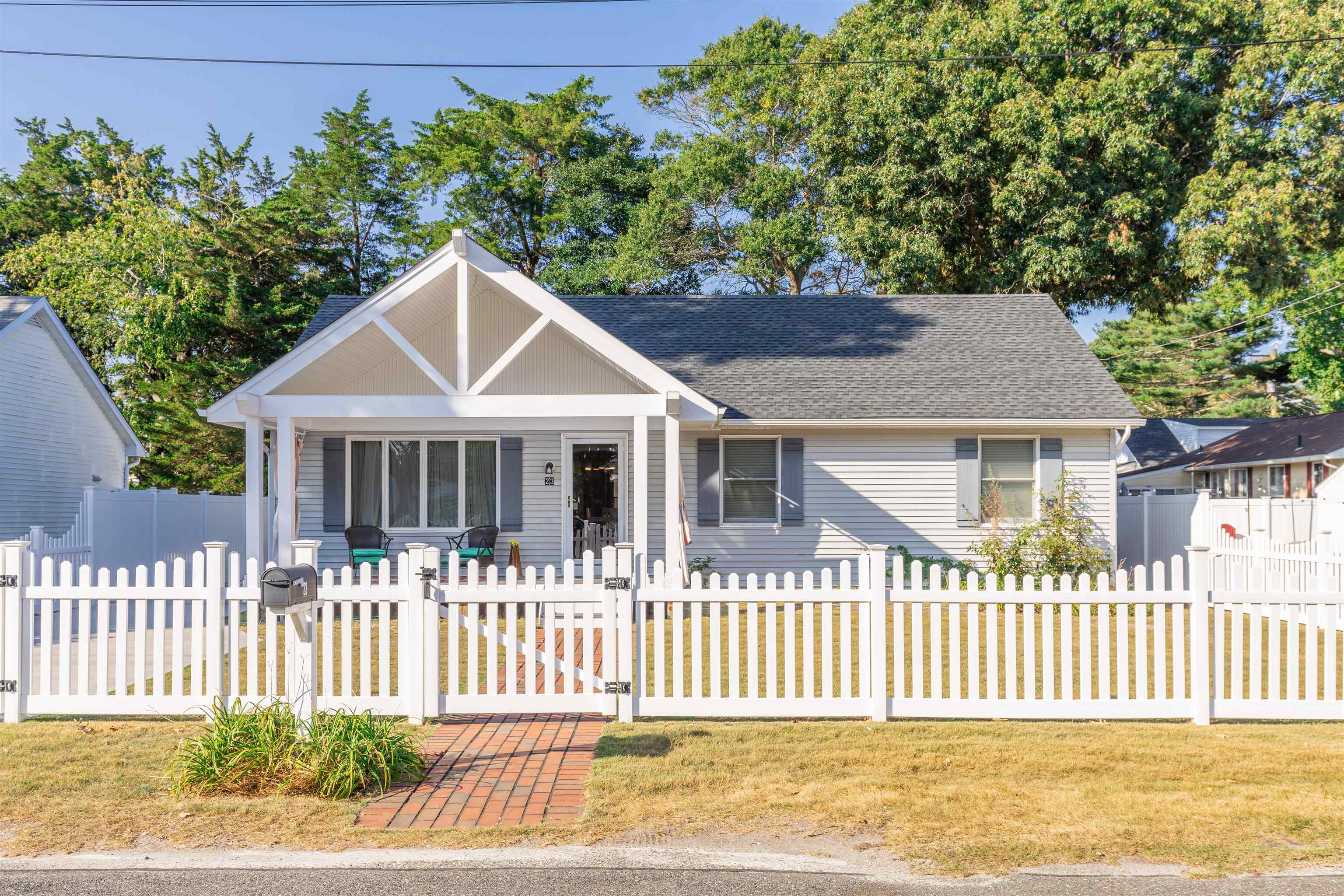 Englewood Rd, Cape May, NJ 08204