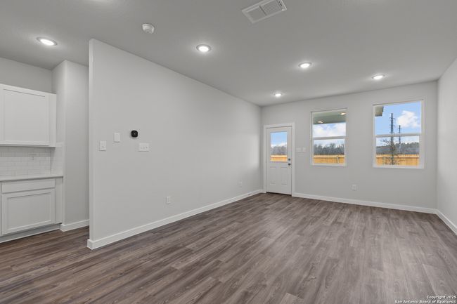 12550 Spice Mdw, House other with 4 bedrooms, 3 bathrooms and null parking in San Antonio TX | Image 8