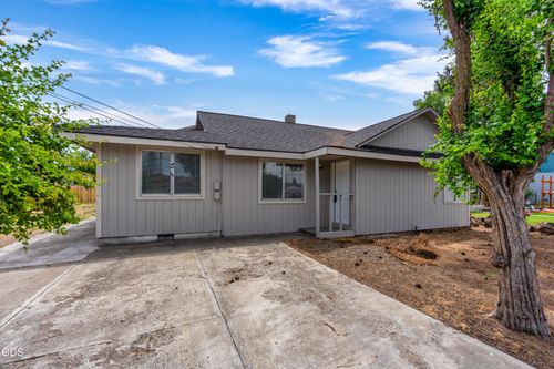 575 Sw Madison St, Madras, OR, 97741-1233 | Card Image