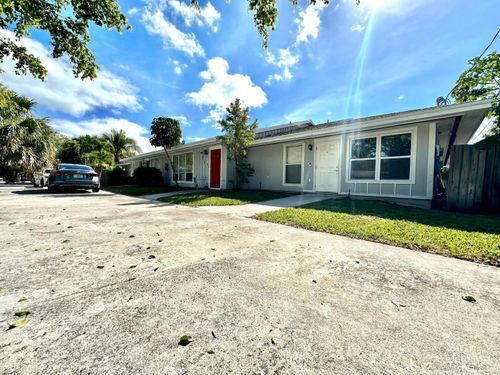 unit-a-513 Pine Ridge Avenue, Lantana, FL, 33462 | Card Image