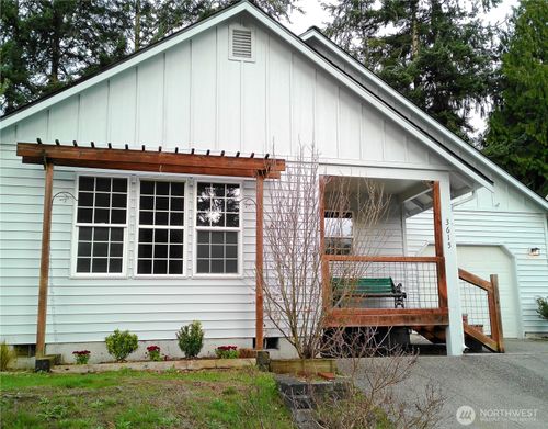 3615 Britzman Loop, Clinton, WA, 98236-9251 | Card Image