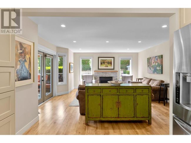 464 Cascia Dr, House other with 4 bedrooms, 4 bathrooms and 2 parking in Kelowna BC | Image 9