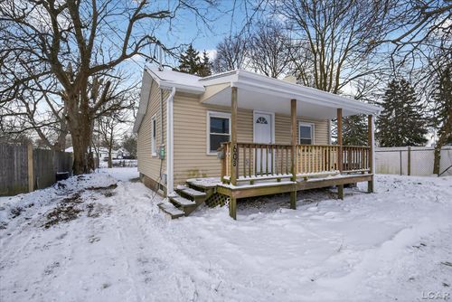 603 S Center St, Adrian, MI, 49221-3358 | Card Image