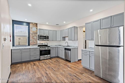 2nd-821 23rd St, Watervliet, NY, 12189-2021 | Card Image