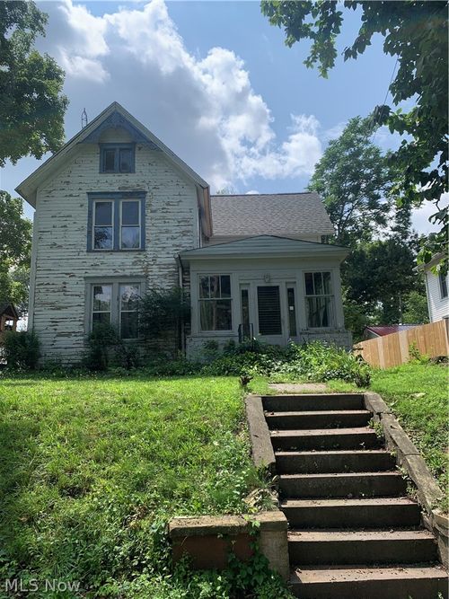 334 State St, Leetonia, OH, 44431-1170 | Card Image