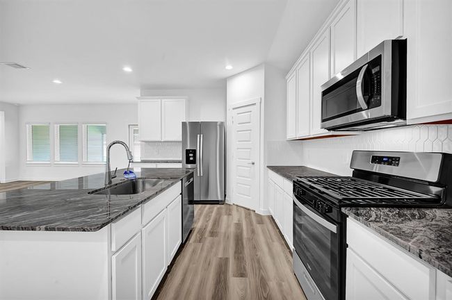 *Images and 3D tour are for illustration only and options may vary from home as built. | Image 13
