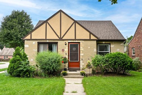 3003 N 78th Street, Milwaukee, WI, 53222 | Card Image