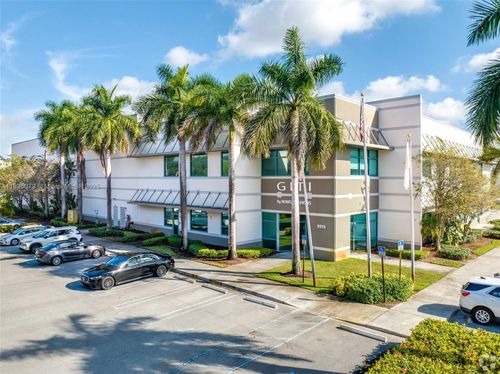 9315 Nw 112th Ave, Medley, FL, 33178-2516 | Card Image