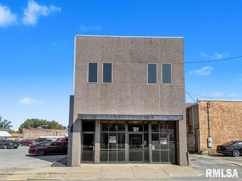 109 W Monroe St, Herrin, IL, 62948-1743 | Card Image