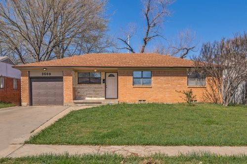 3509 Statler Dr, Mesquite, TX, 75150-2151 | Card Image